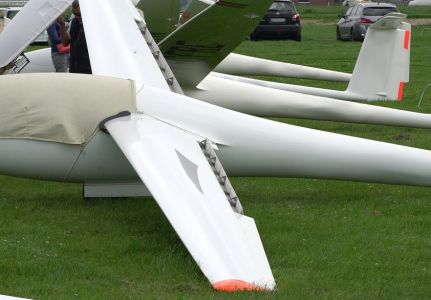 Aérofreins de bord de fuite